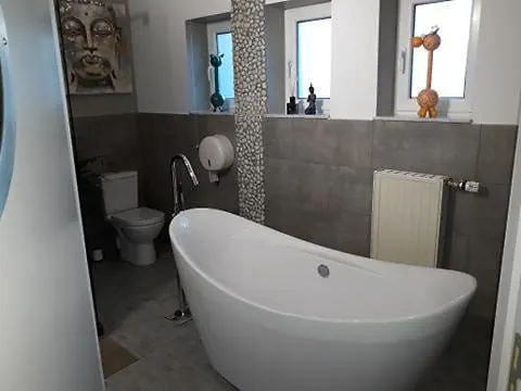 Marco 176 Oda ve Kahvaltı 3*